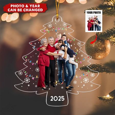 Feiern Sie Weihnachten mit Ihrer Familie mit einem personalisierten Baumschmuck aus Acryl, einem Geschenk für die Familie.
